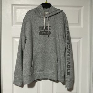 American Eagle Hoodie - M